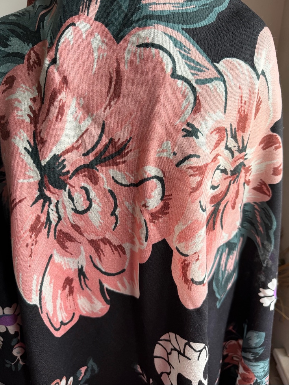 Coach Oversized Wool Shawl Scarf. - Picture 6 of 16
